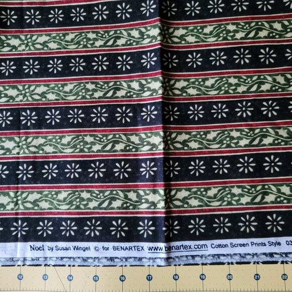 1 YARD Green & Red Striped Patterned "NOEL" By Susan Winget For Benartex - Picture 2 of 5